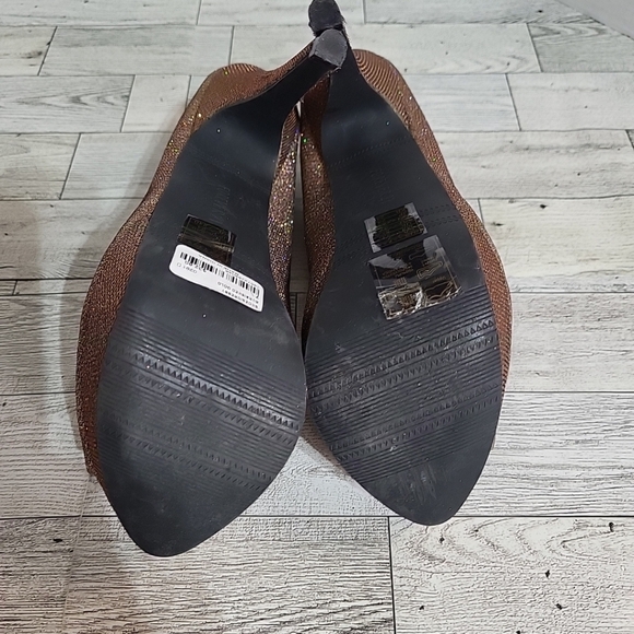 Forever 21 Burnished‎ Gold Glitter Platform Heels Size 7 Open Toe 5.5" Heel - Picture 10 of 13